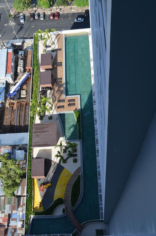 Jovic'S Condo At Breeze Residences. マニラ市 エクステリア 写真